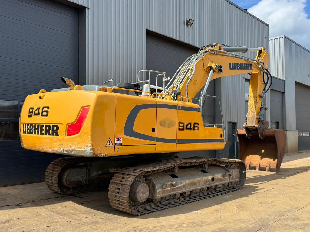 Liebherr R946 LC Hydraulic excavator