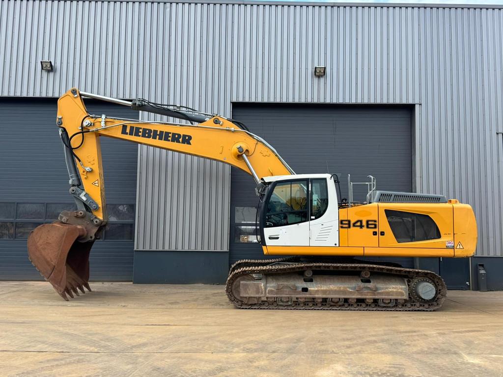 Liebherr R946 LC Hydraulic excavator