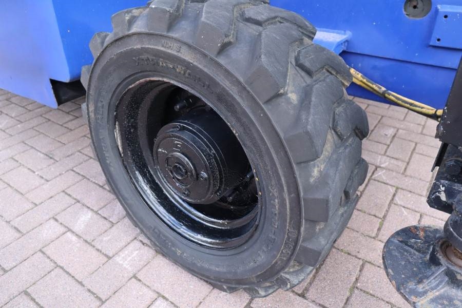 Haulotte H12SX Diesel, 4x4 Drive, 12m Working Height, 700kg