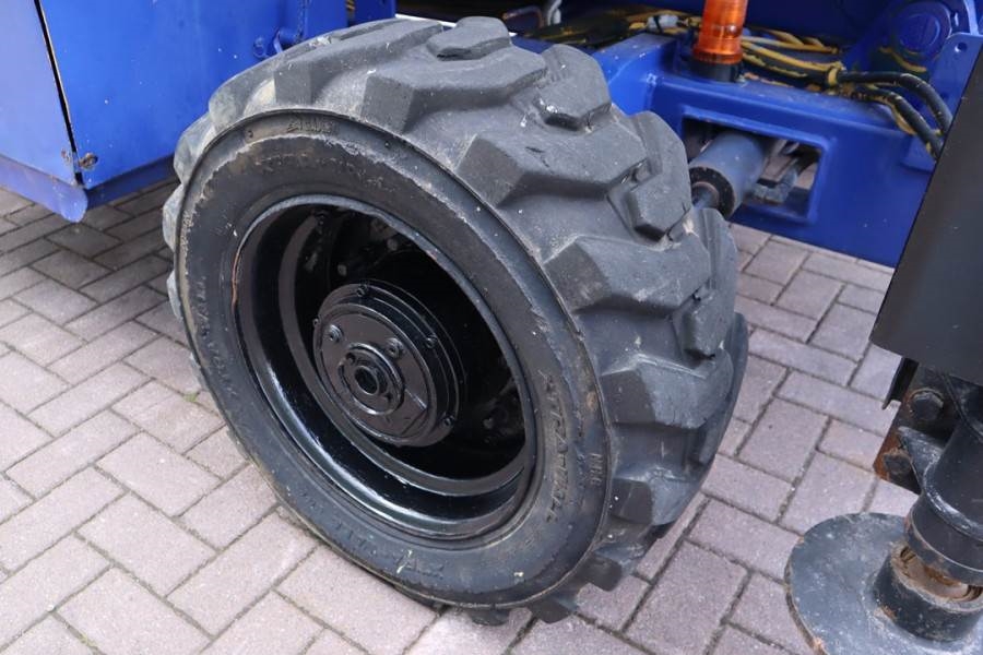 Haulotte H12SX Diesel, 4x4 Drive, 12m Working Height, 700kg