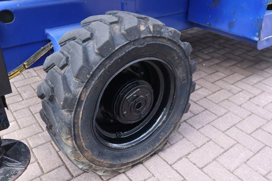 Haulotte H12SX Diesel, 4x4 Drive, 12m Working Height, 700kg