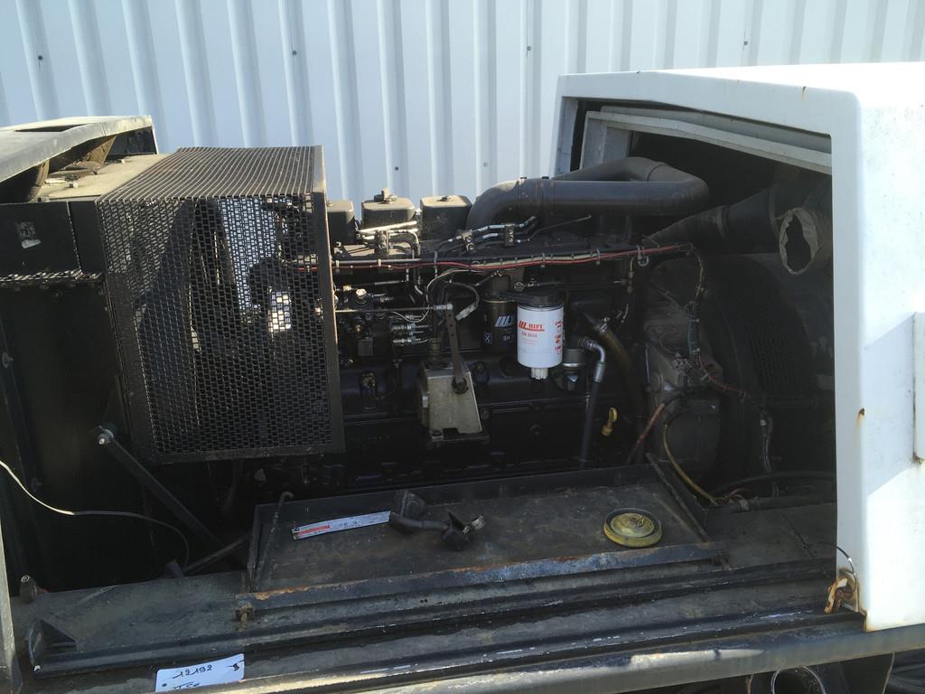 Cummins 6BT5.9 GENERATOR 90 KVA USED