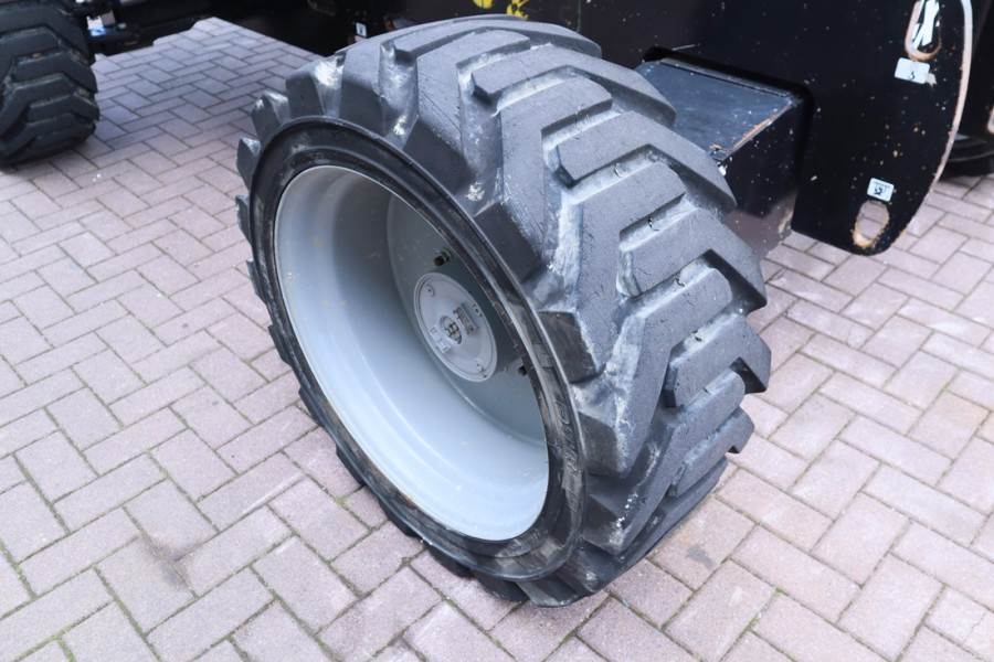 Genie S65XC Guarantee! Diesel, 4x4 Drive, 21.8m Working