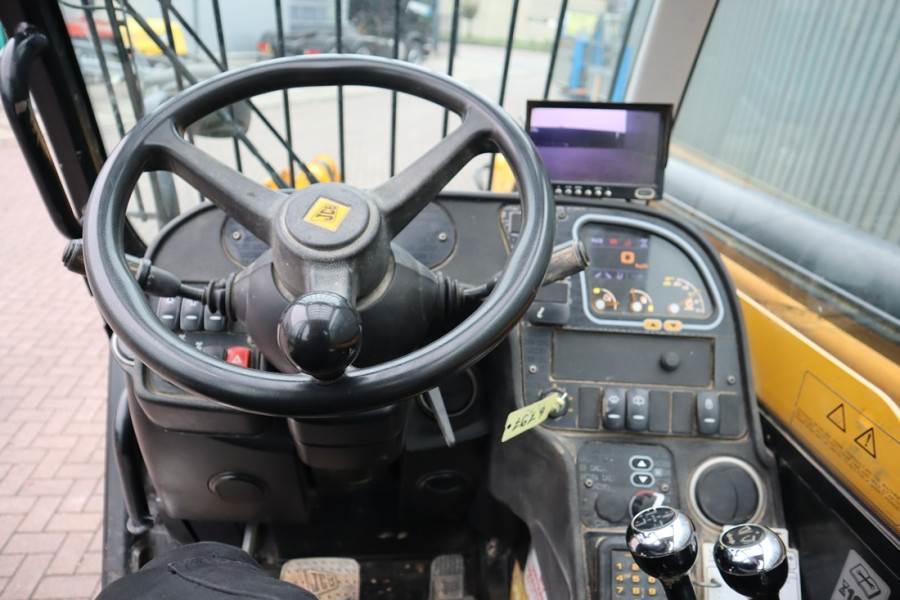JCB 535-125 Diesel, 4x4x4 Drive, 12.5m Lifting Height,