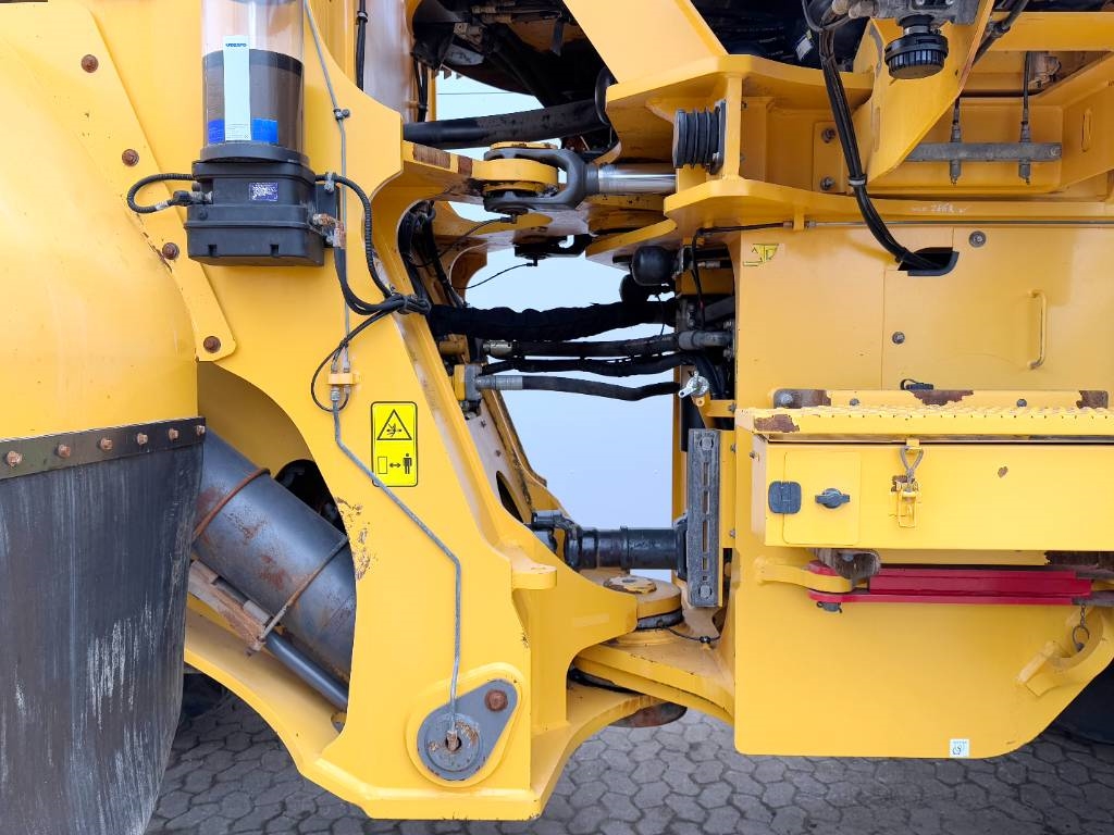 Volvo L350H - Dutch Machine / CDC Steering