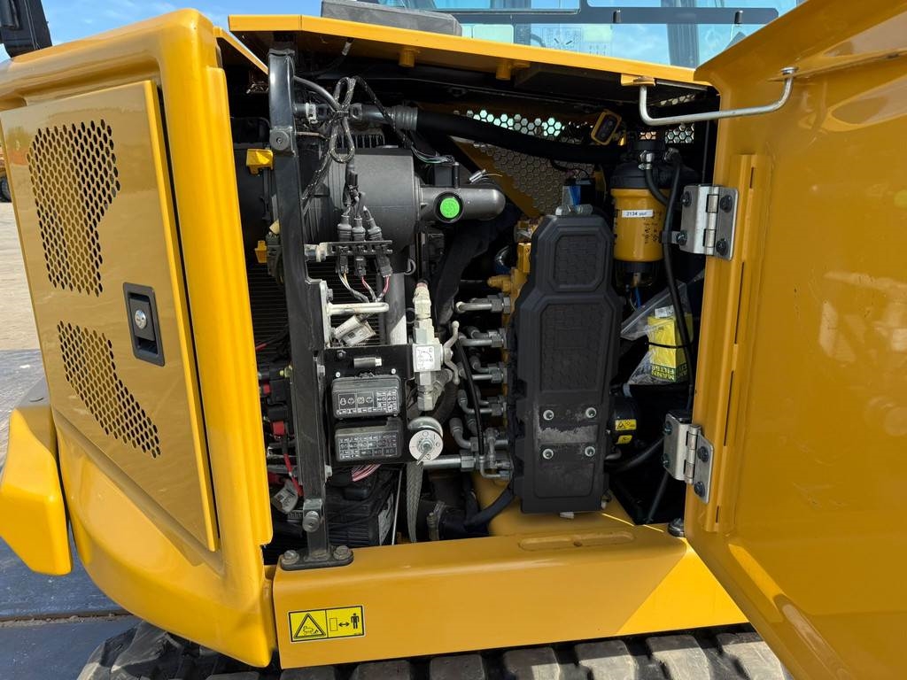 CAT 306CR