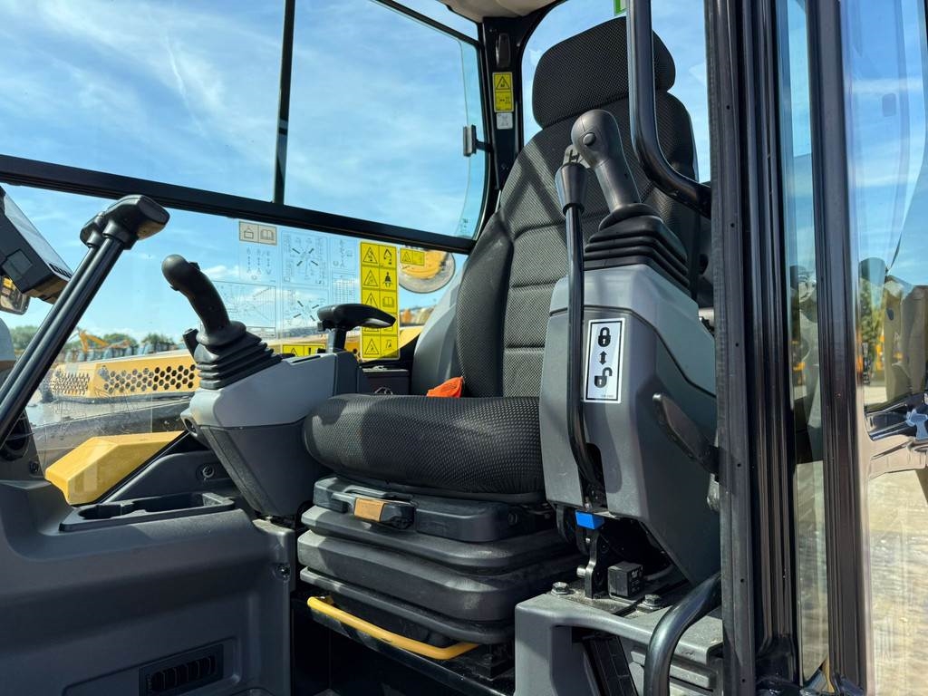 CAT 306CR