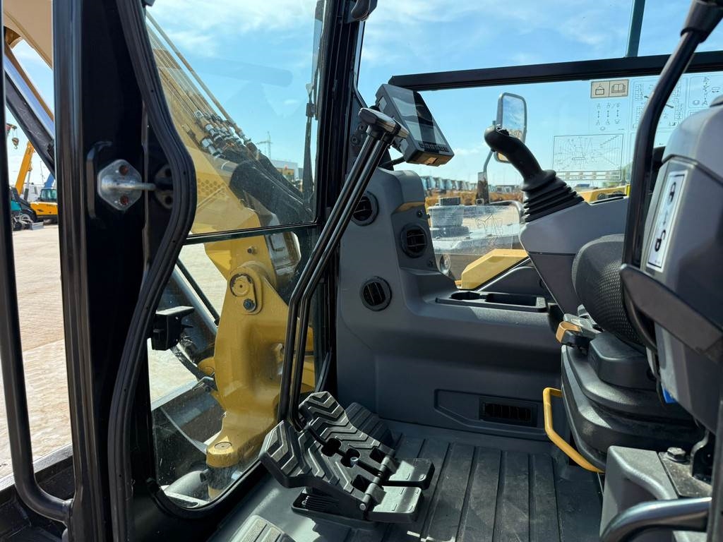 CAT 306CR