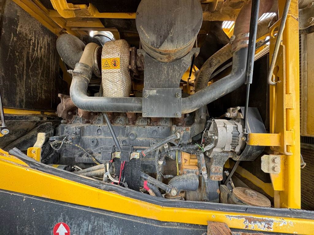 Komatsu WA470-5H