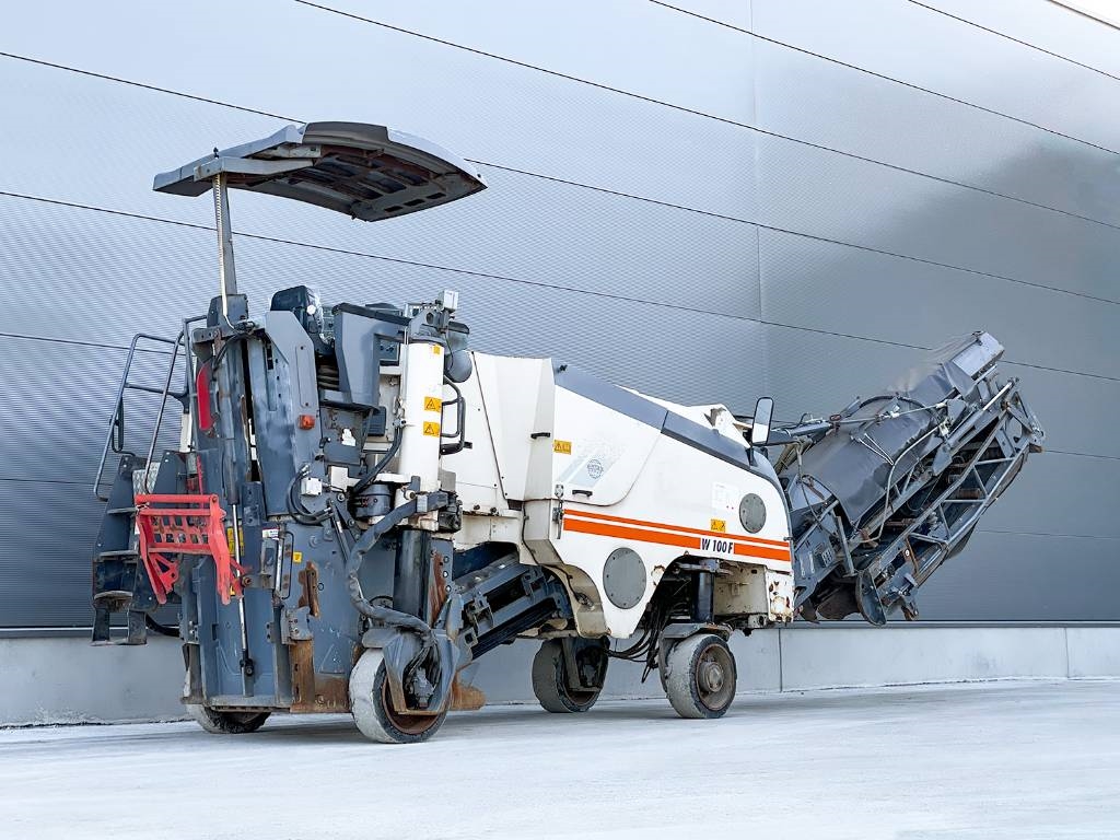 Wirtgen W 100 F