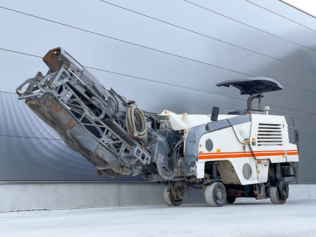 Wirtgen W 100 F