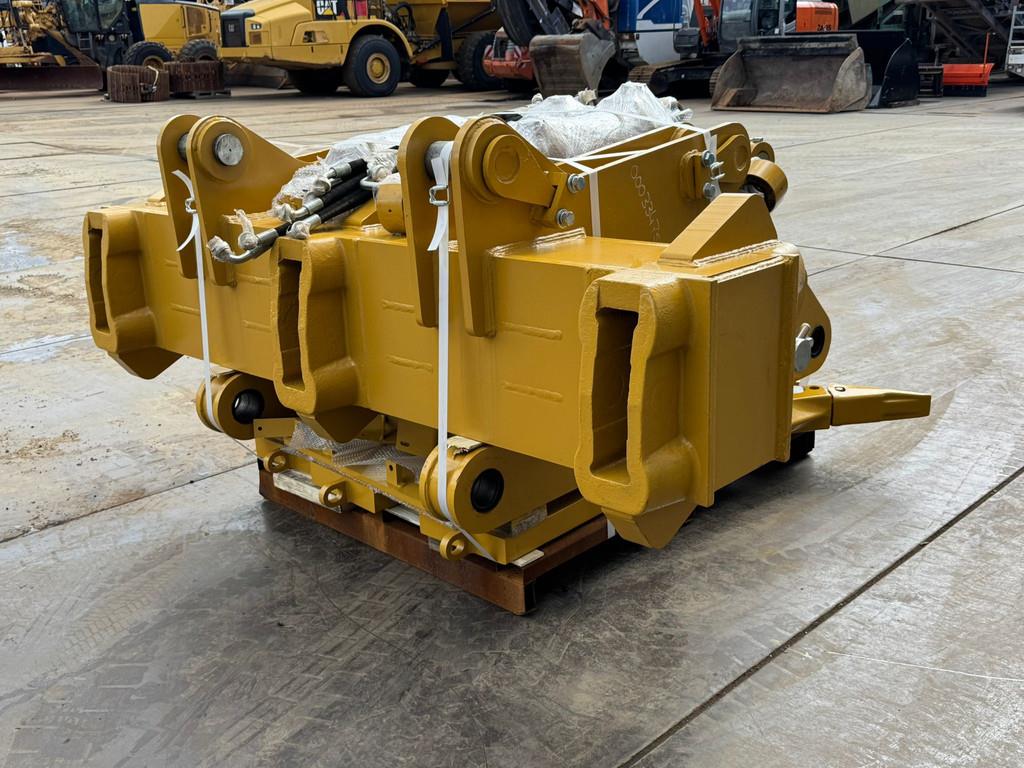 CAT D8T D8R D8N Multishank Ripper (forged shanks)