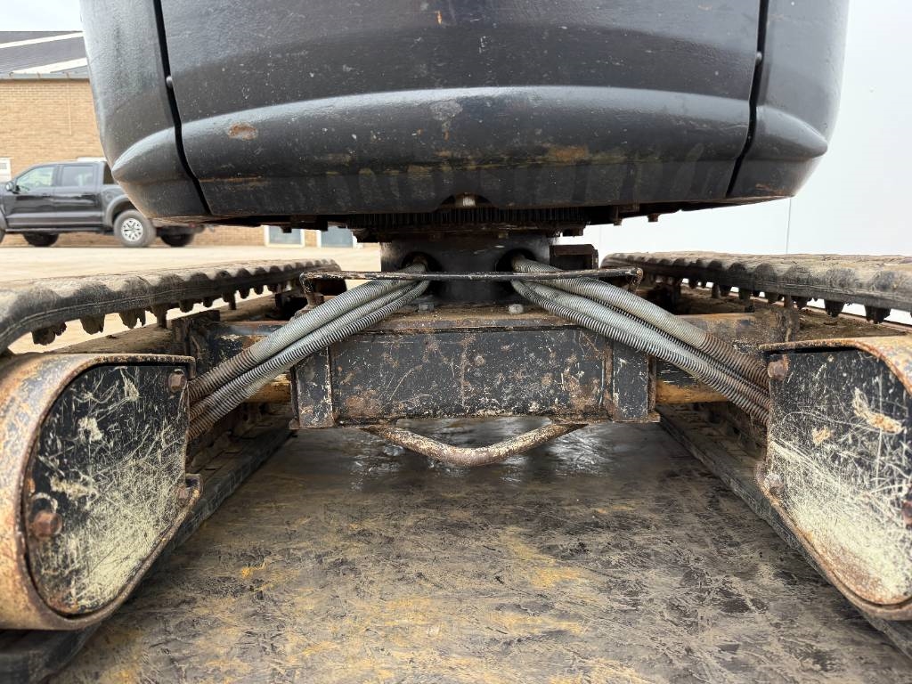 Kubota U10-3 - Hydr. Undercarriage / Hammer Lines