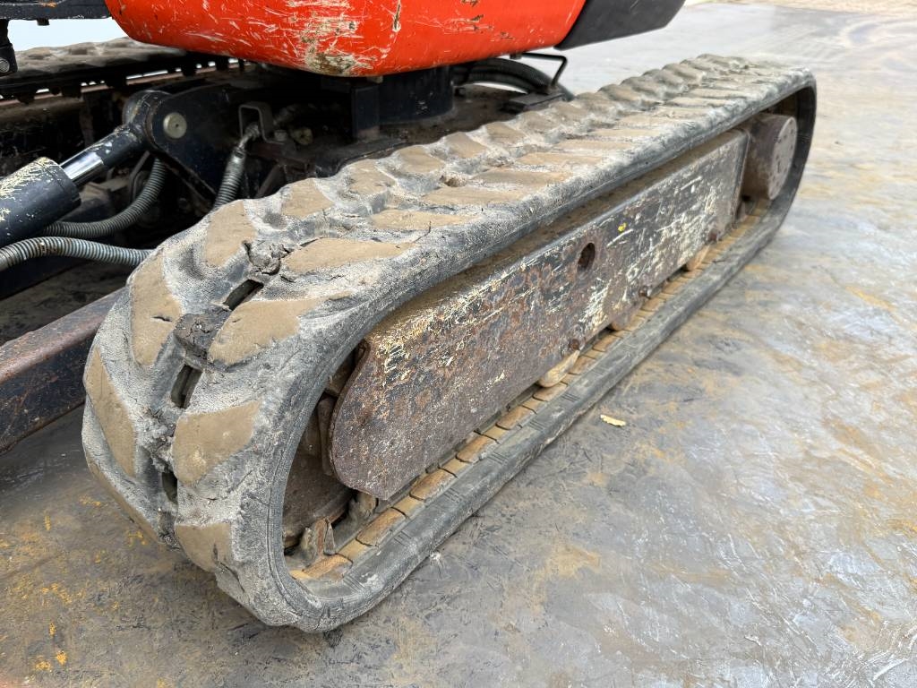 Kubota U10-3 - Hydr. Undercarriage / Hammer Lines