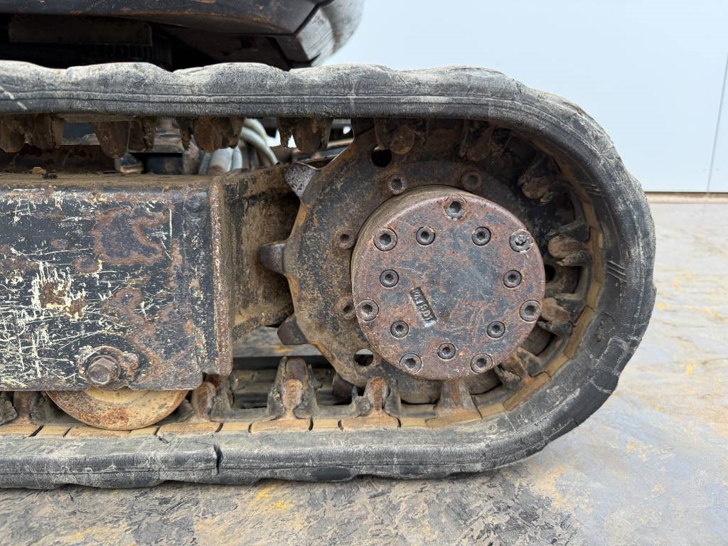 Kubota U10-3 - Hydr. Undercarriage / Hammer Lines