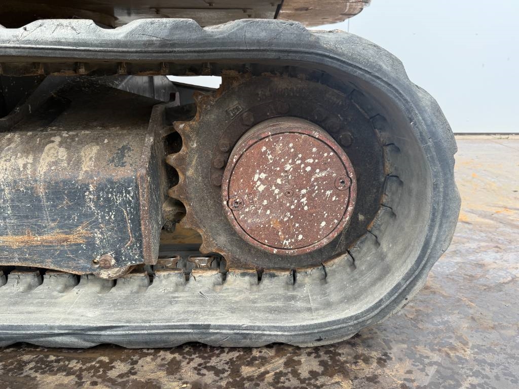 JCB 86C-1 - Hammer Lines / Quick Coupler