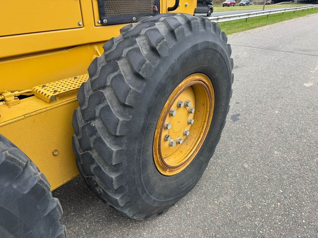 CAT 140M