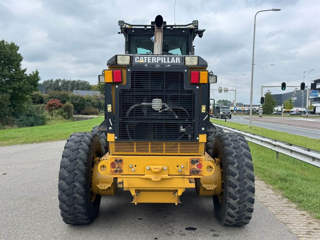 CAT 140M