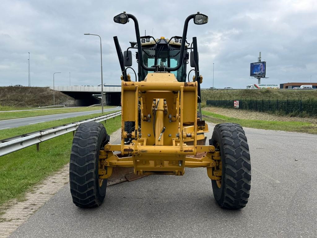 CAT 140M