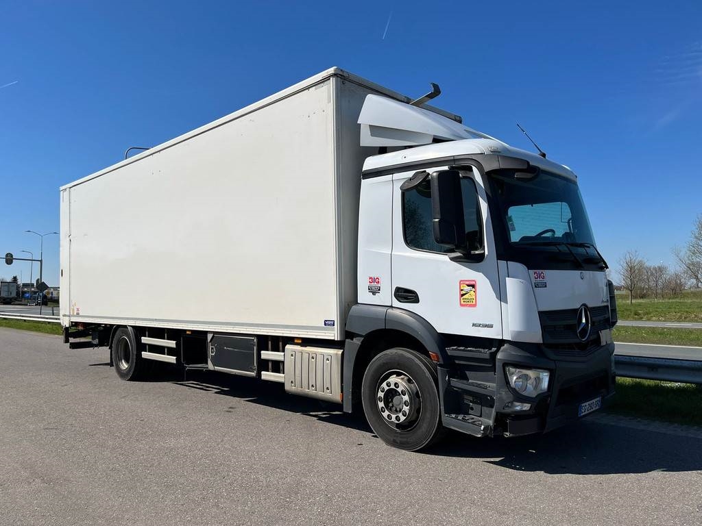 Mercedes-Benz Antos 1836 4x2