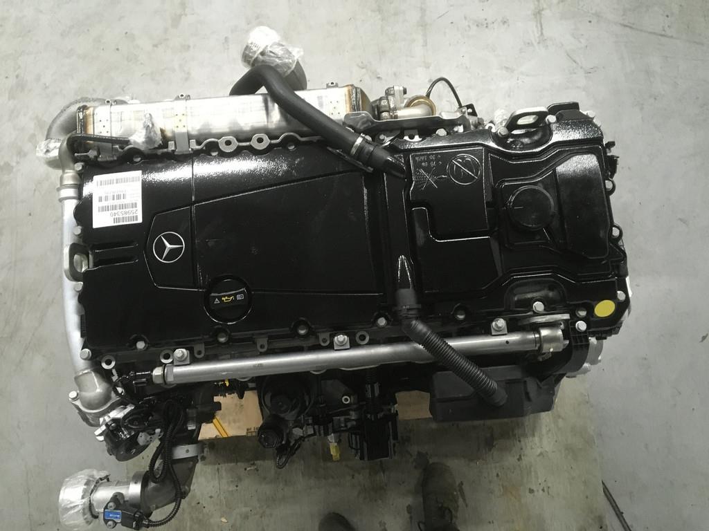 Mercedes-Benz OM935.915 NEW