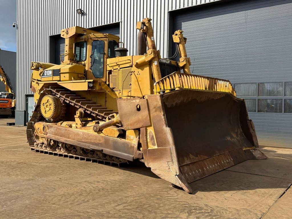 CAT D10N