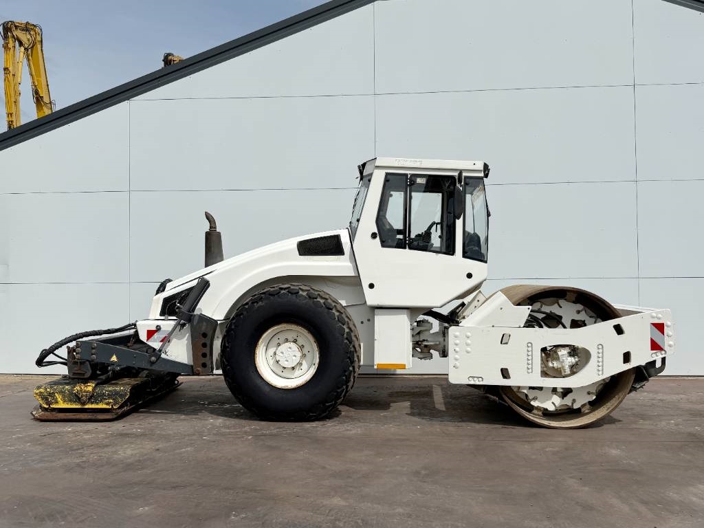 Bomag BW213DH-4 - Extra Vibrating Plate / EVIB/BVC