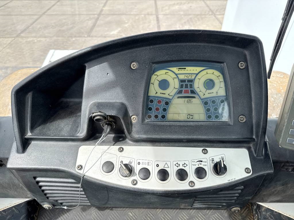 Bomag BW213DH-4 - Extra Vibrating Plate / EVIB/BVC