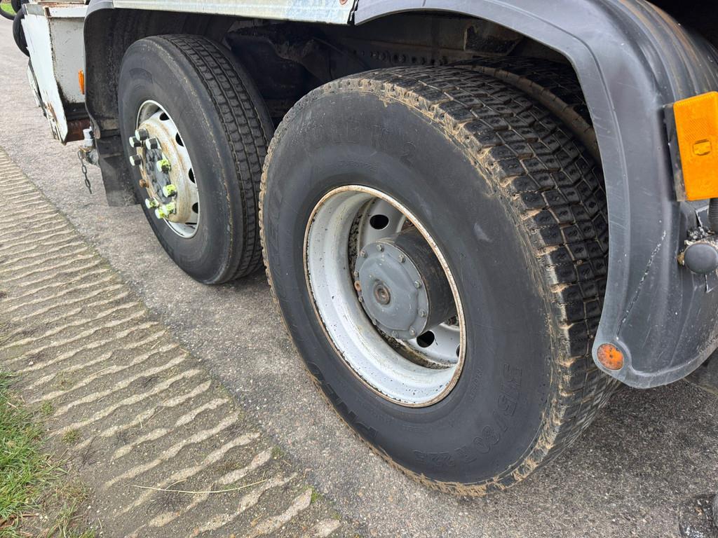 Mercedes-Benz Axor 2533 6x2x4 Rincheval Bitumensprayer / chip sp