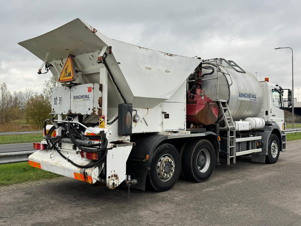 Mercedes-Benz Axor 2533 6x2x4 Rincheval Bitumensprayer / chip sp