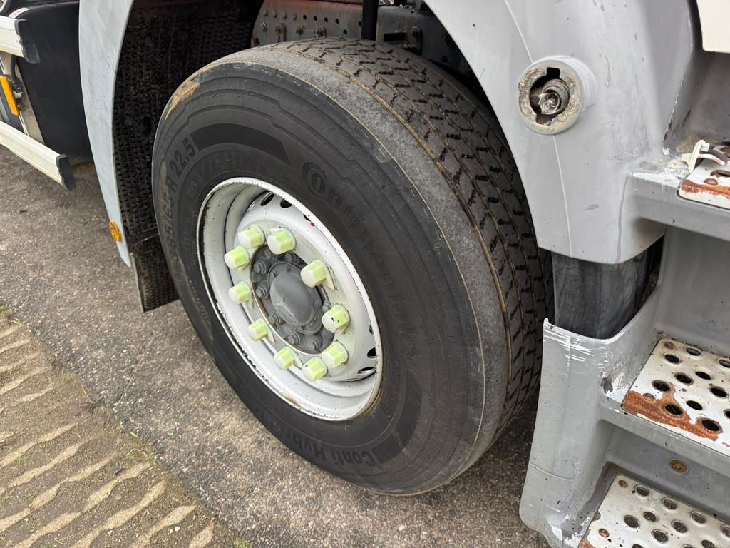 Mercedes-Benz Axor 2533 6x2x4 Rincheval Bitumensprayer / chip sp