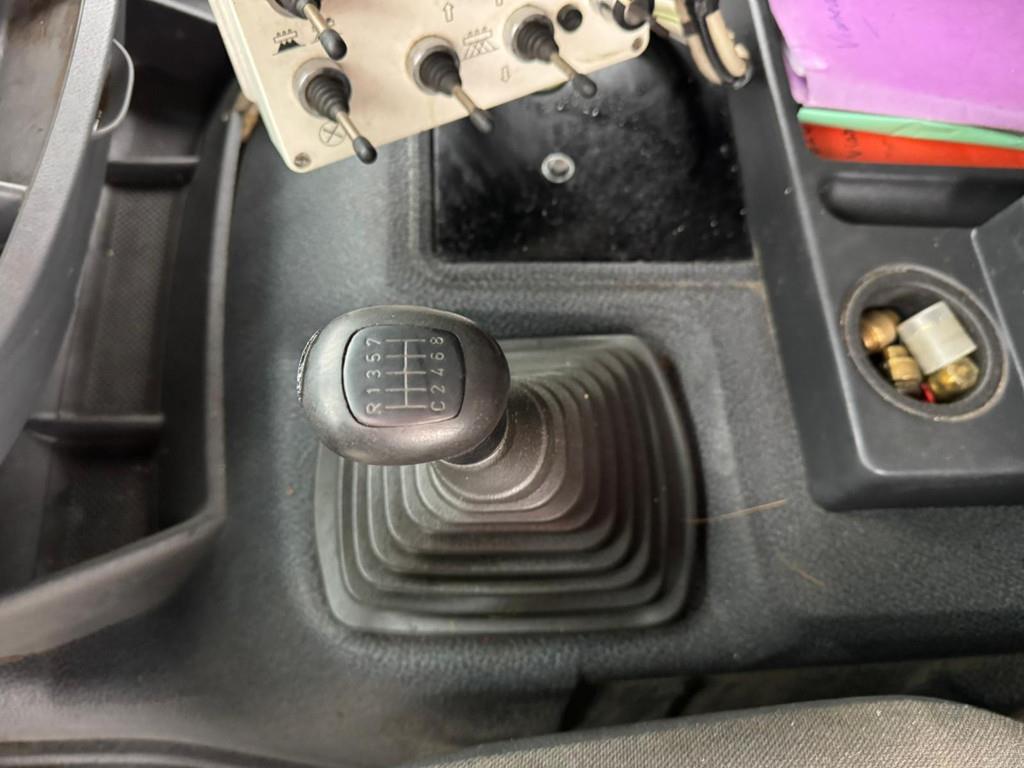 Mercedes-Benz Axor 2533 6x2x4 Rincheval Bitumensprayer / chip sp