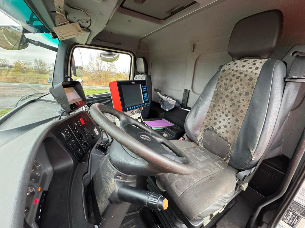 Mercedes-Benz Axor 2533 6x2x4 Rincheval Bitumensprayer / chip sp