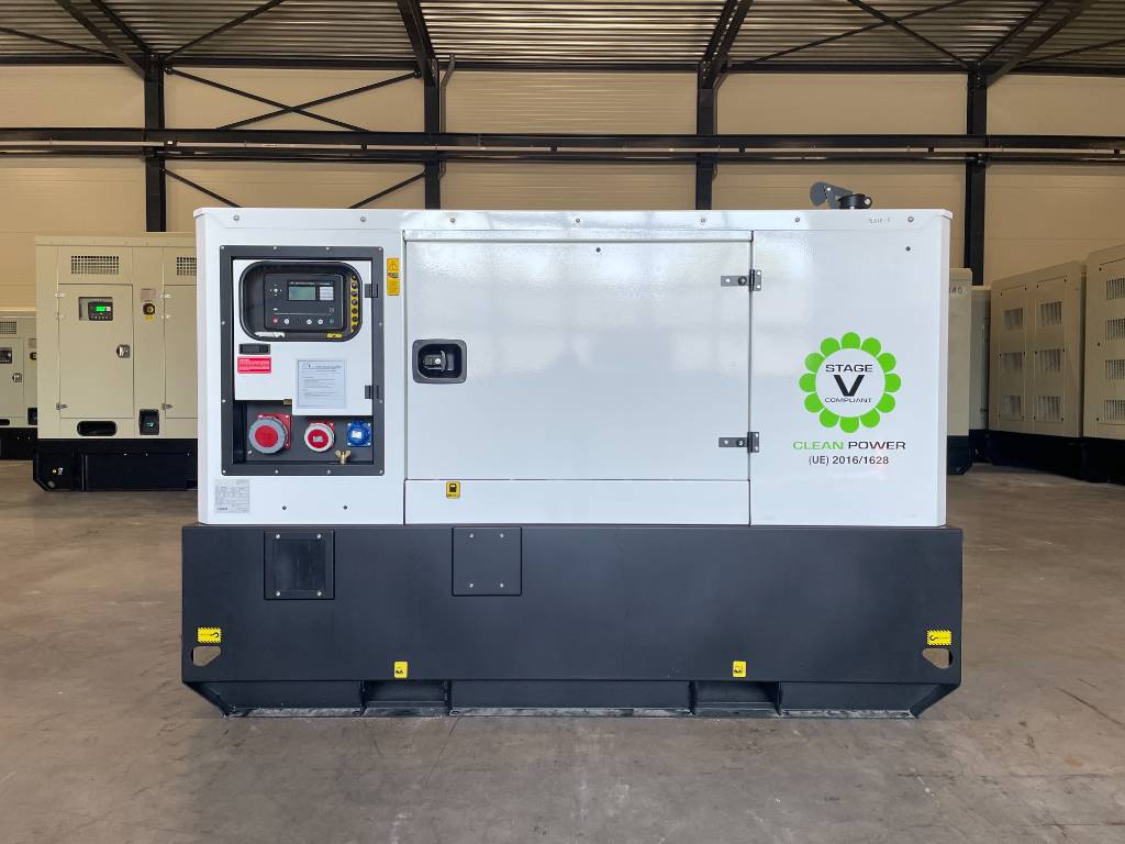 صورة ل مولدات 2026 دويتس TD2.9 L4 - 43 kVA Stage V Genset - DPX-19010