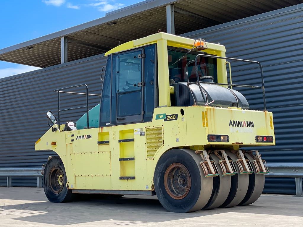 Ammann AP 240
