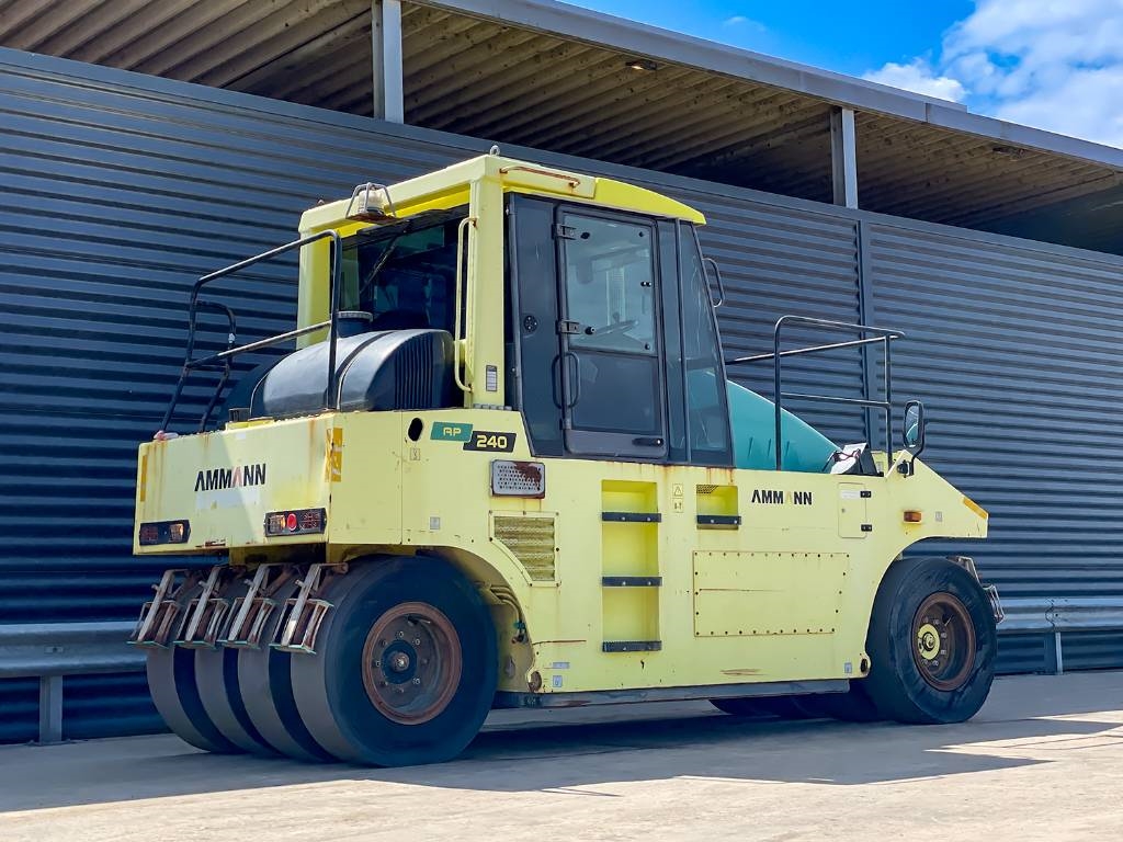 Ammann AP 240