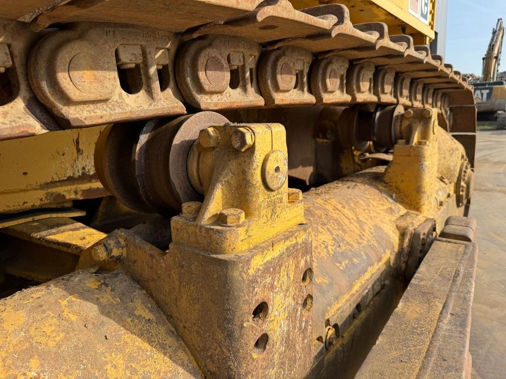 CAT D9H