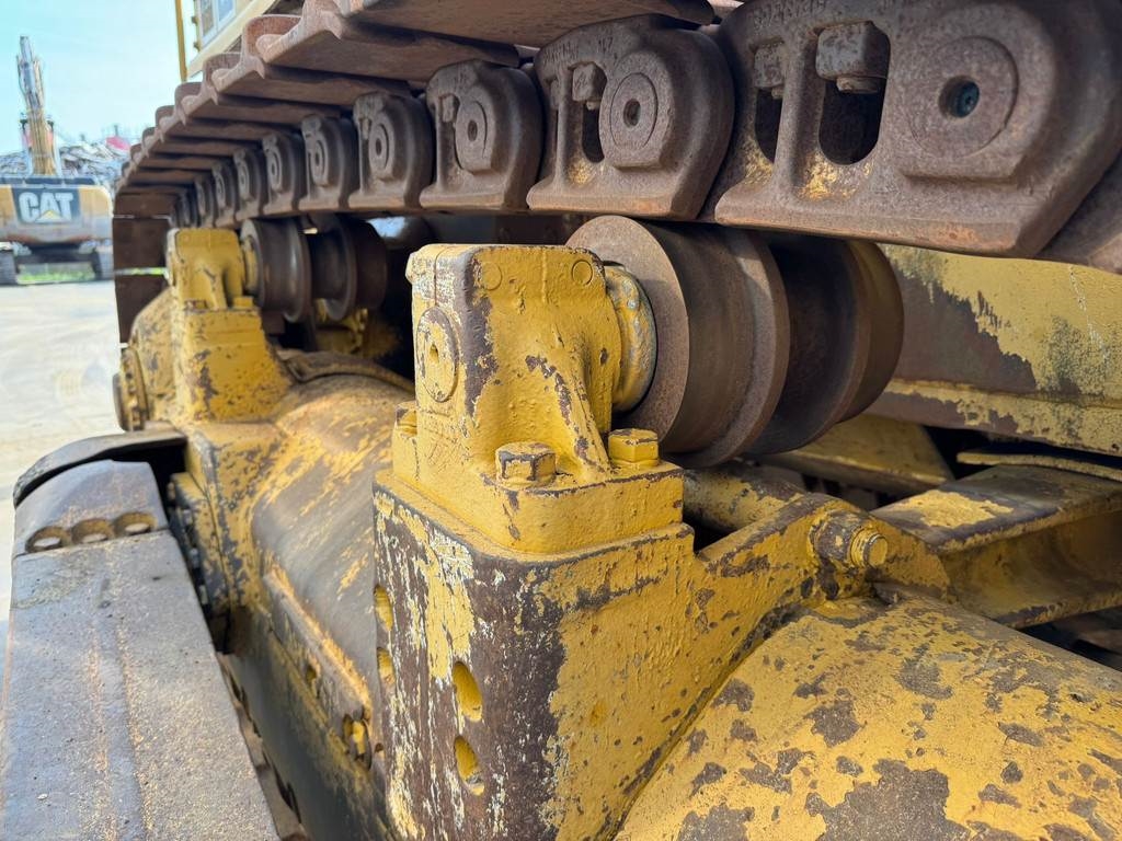 CAT D9H