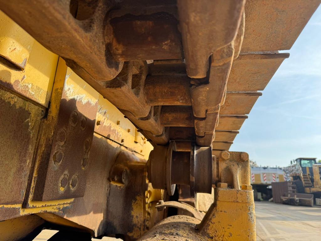 CAT D9H