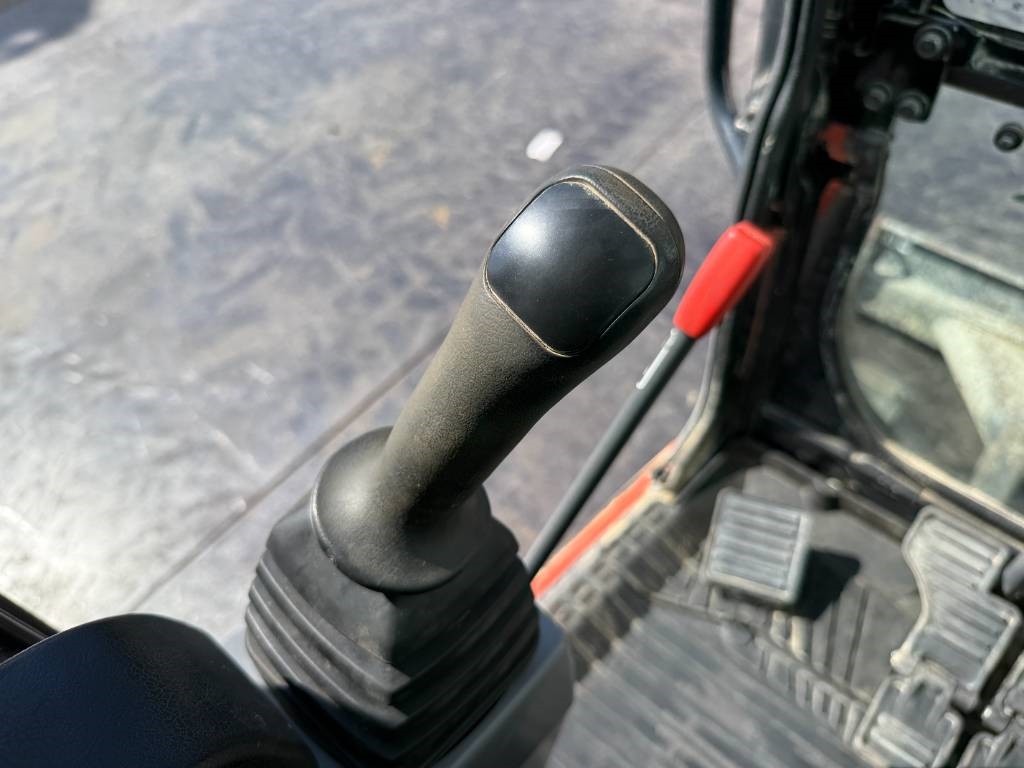 Kubota KX037-4 - Hammer Lines / Quick Coupler
