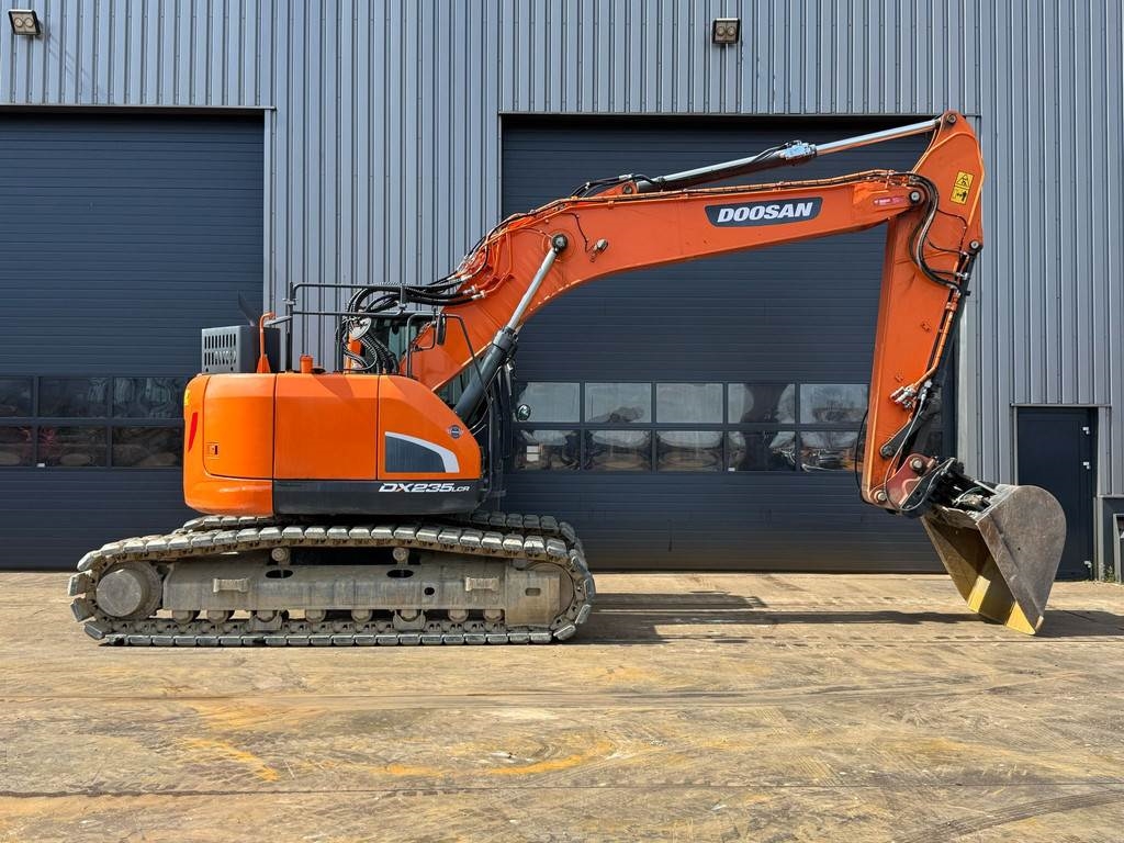 Doosan DX235LCR-5 - 680 hours