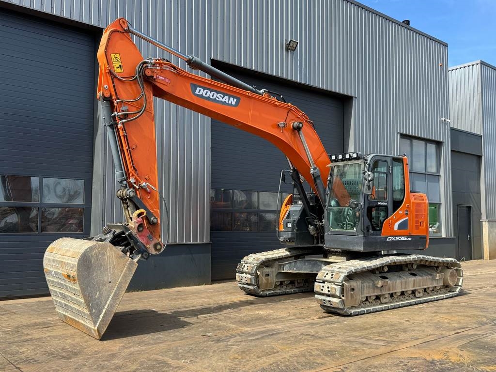 Doosan DX235LCR-5 - 680 hours
