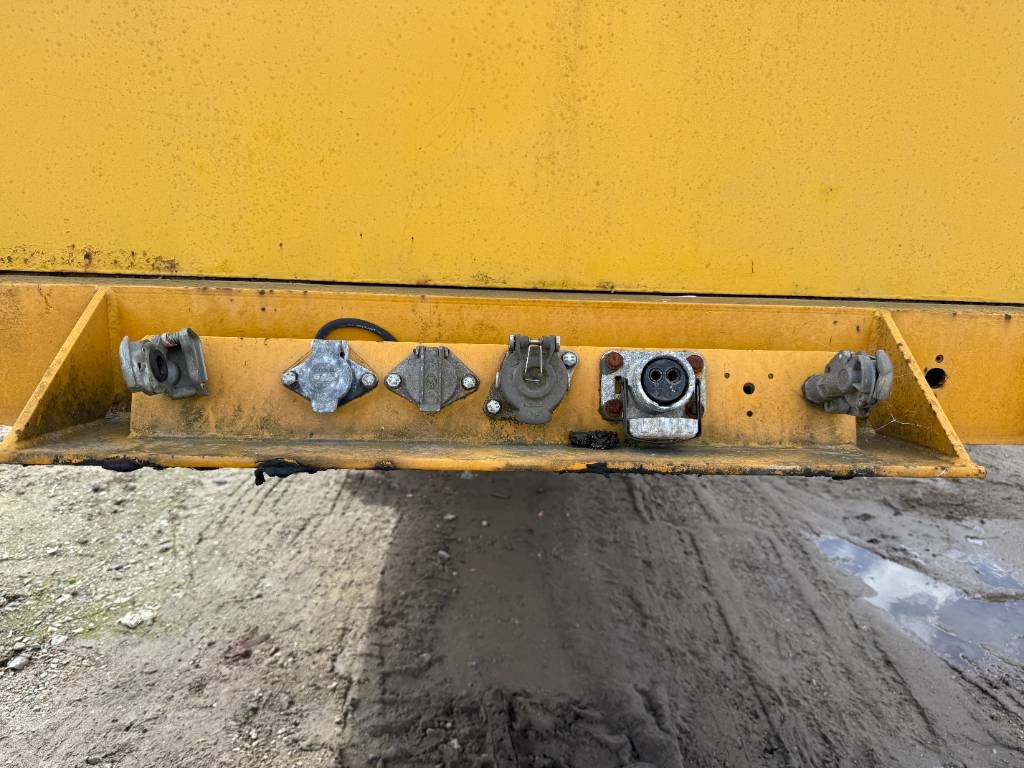Wirtgen WM400 + Broshuis Trailer - Menginstallatie