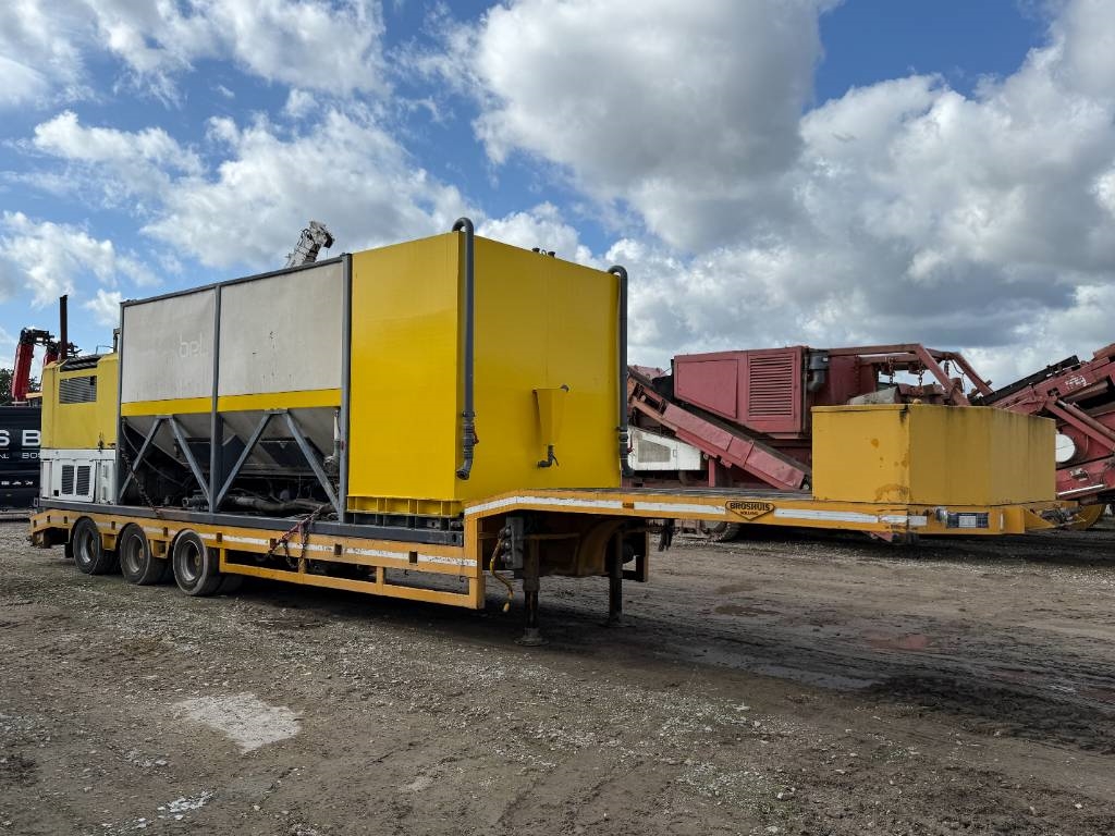 Wirtgen WM400 + Broshuis Trailer - Menginstallatie