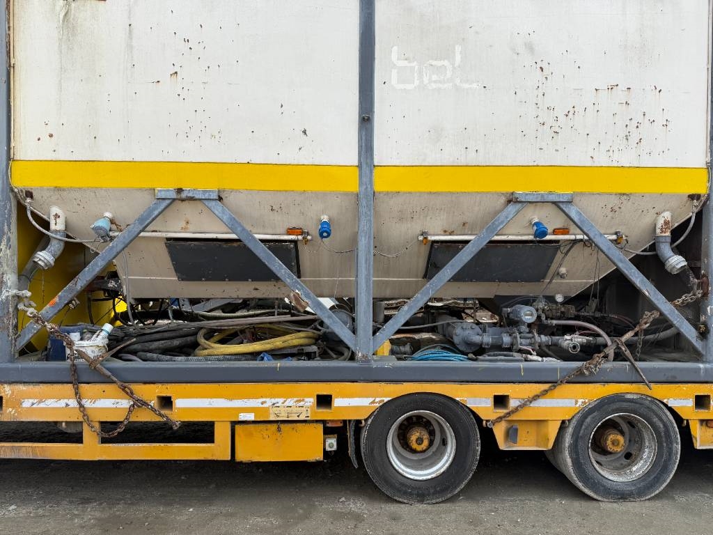 Wirtgen WM400 + Broshuis Trailer - Menginstallatie