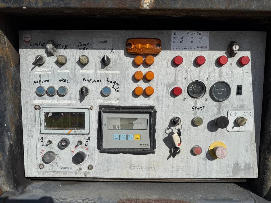 Wirtgen WM400 + Broshuis Trailer - Menginstallatie