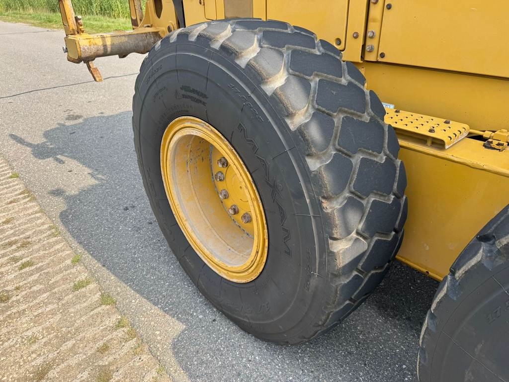 CAT 140M3