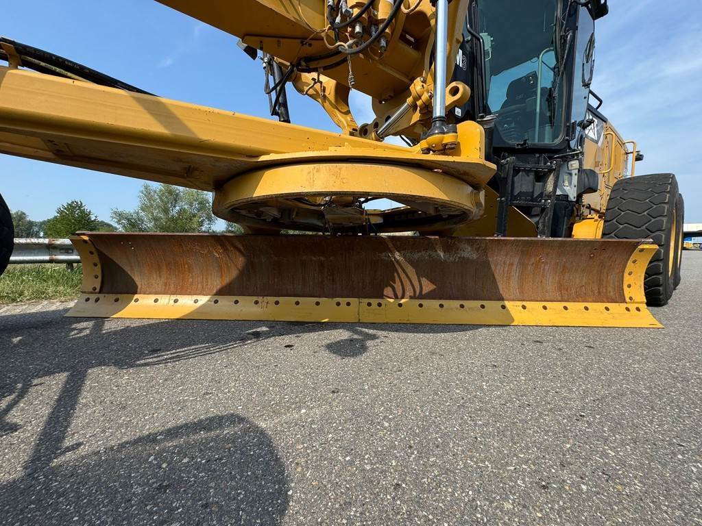 CAT 140M3
