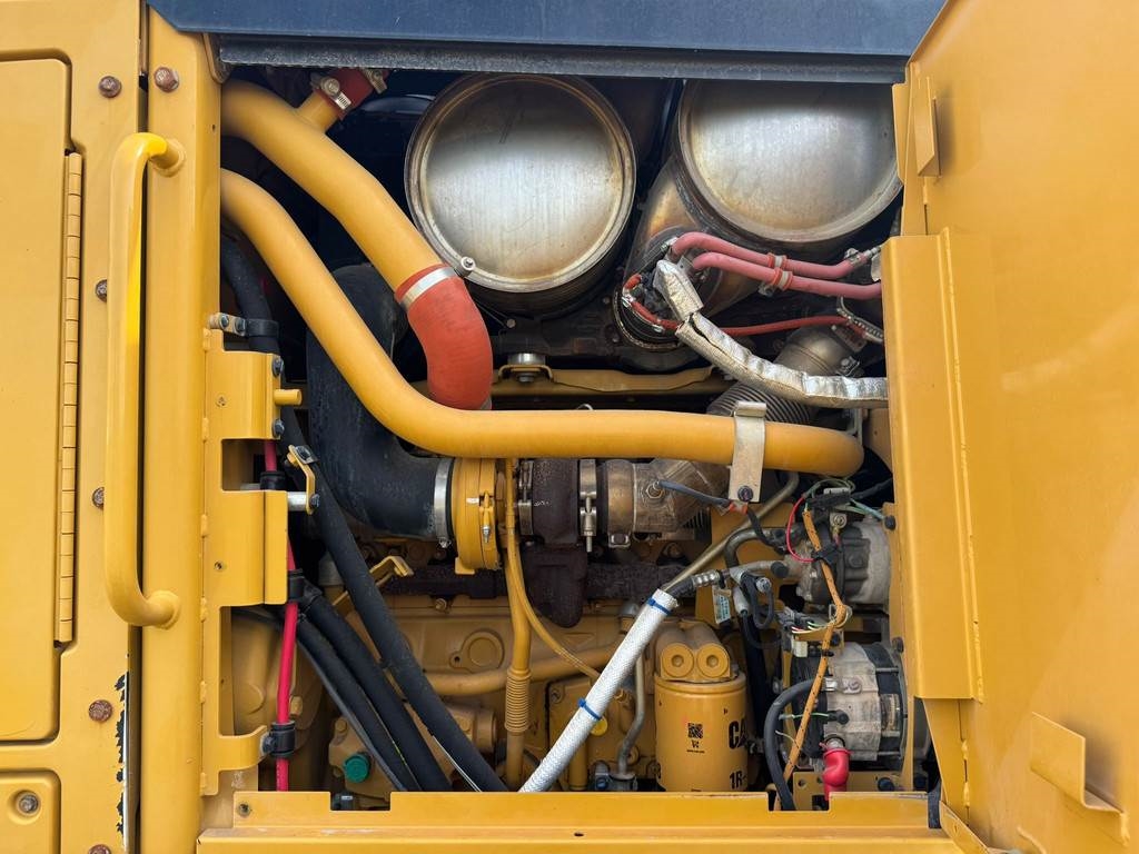 CAT 140M3