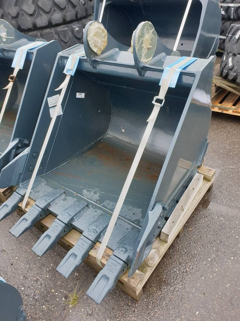 Hyundai Excavator digging bucket 140, 61K4-30101